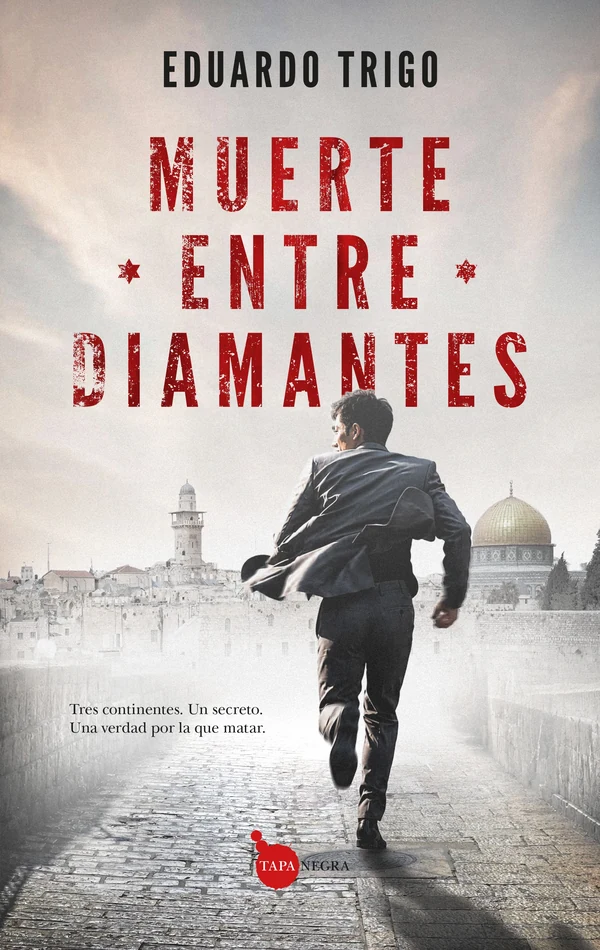 Portada de «Muerte entre diamantes», de Eduardo Trigo