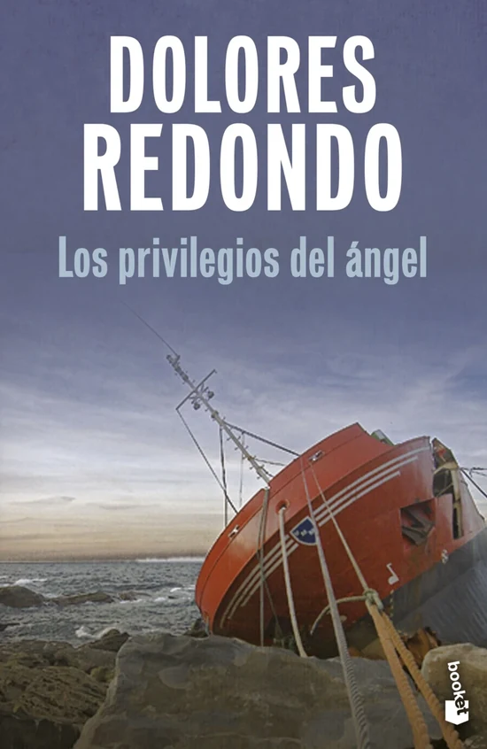 Portada de «Los privilegios del ángel», de Dolores Redondo