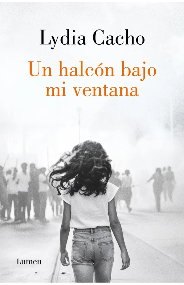 Portada de «Un halcón bajo mi ventana», de Lydia Cacho