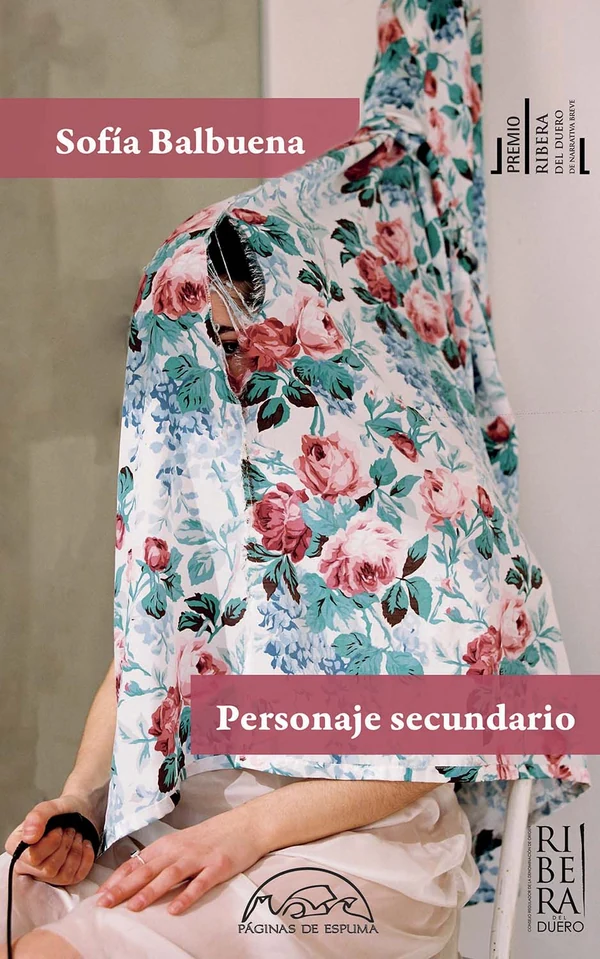 Portada de «Personaje secundario», de Sofía Balbuena