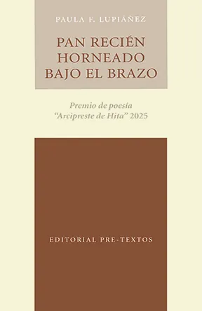 Portada de «Pan recién horneado bajo el brazo», de Paula F. Lupiáñez
